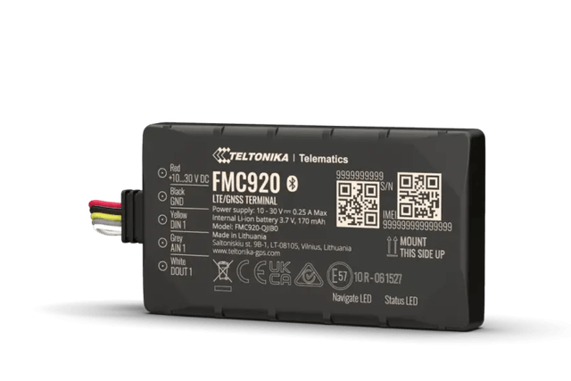 GPS Tracker Compact Build-In 4G LTE